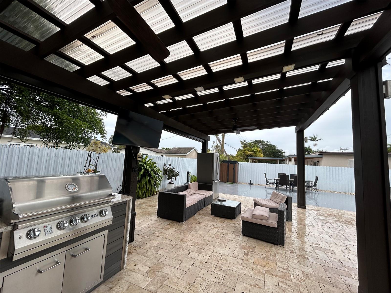 WESTWOOD ESTS 4TH ADDN - Residential