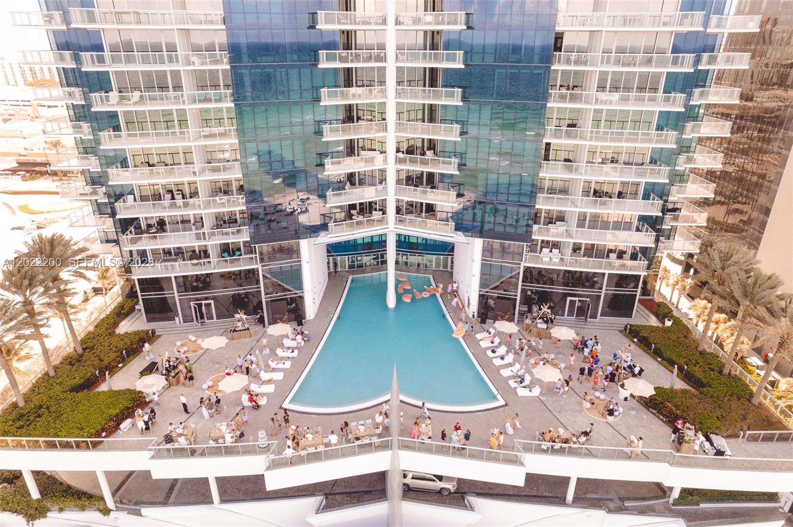JADE OCEAN CONDO - Residential