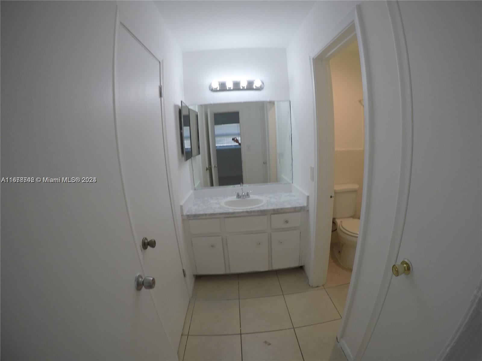 ORIOLE ESTATES SEC 8 - Residential Lease