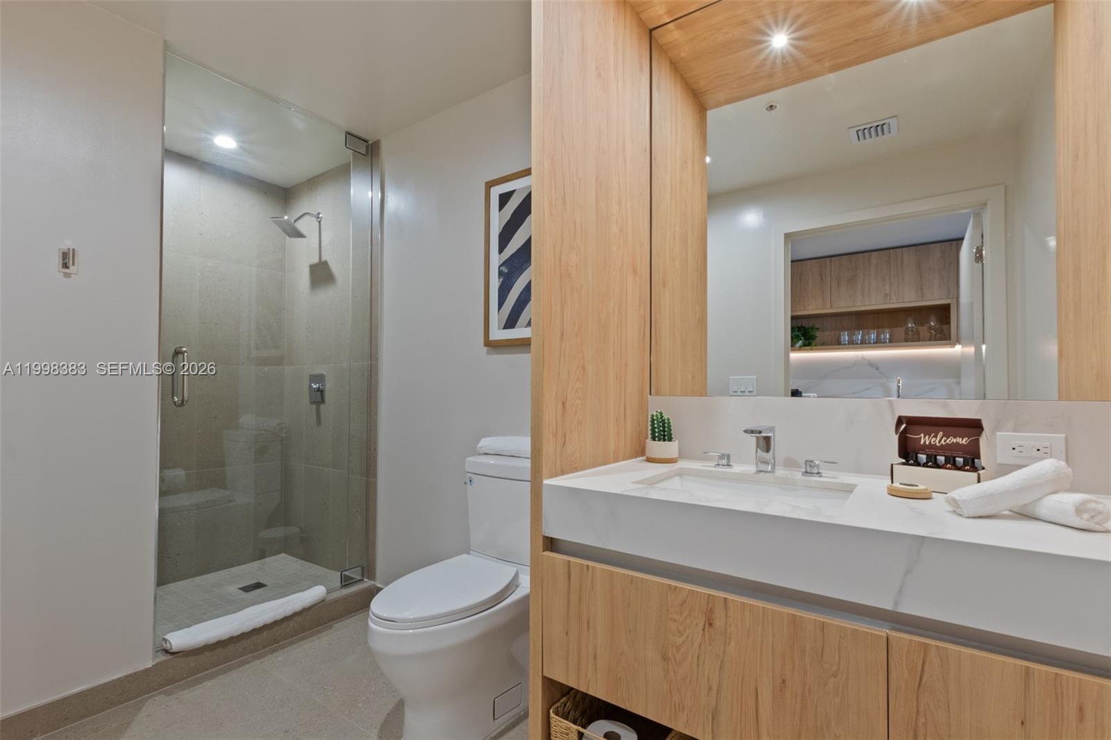 THE CROSBY MIAMI WORLDCENT - Residential
