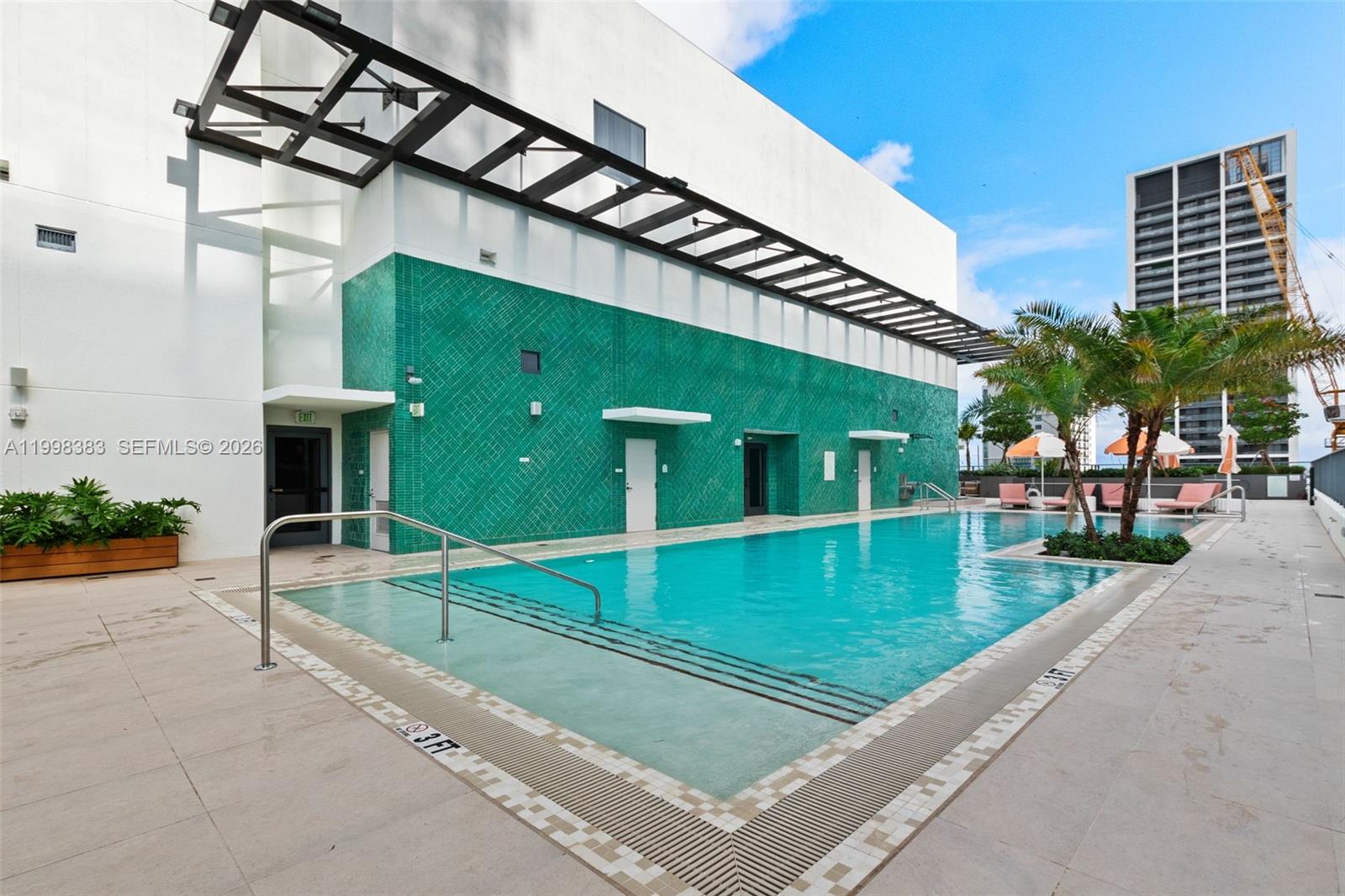 THE CROSBY MIAMI WORLDCENT - Residential