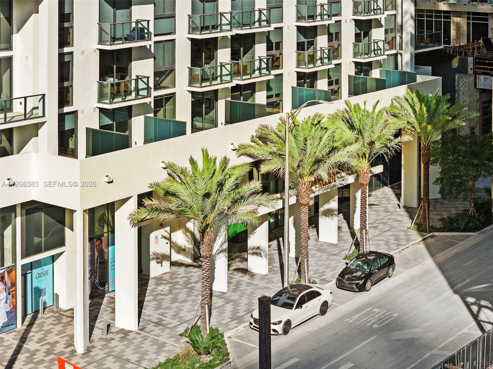 THE CROSBY MIAMI WORLDCENT - Residential