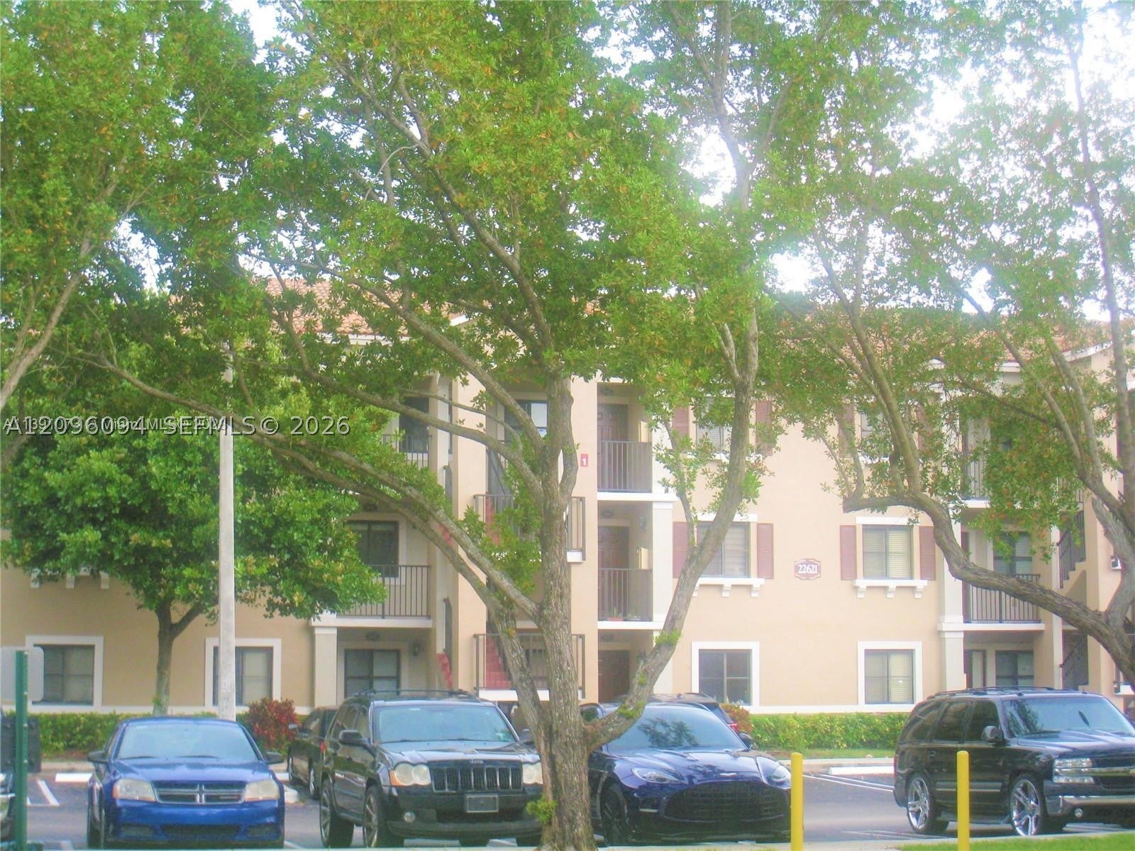 22621 SW 88th Pl 202-8