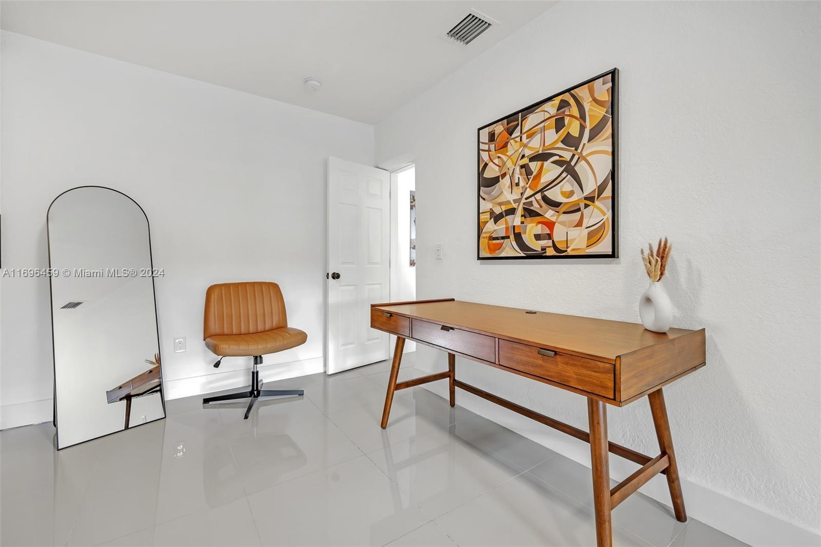 GRIFFING BISCAYNE PK EST - Residential Lease