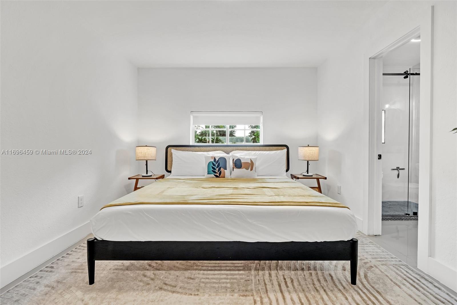 GRIFFING BISCAYNE PK EST - Residential Lease