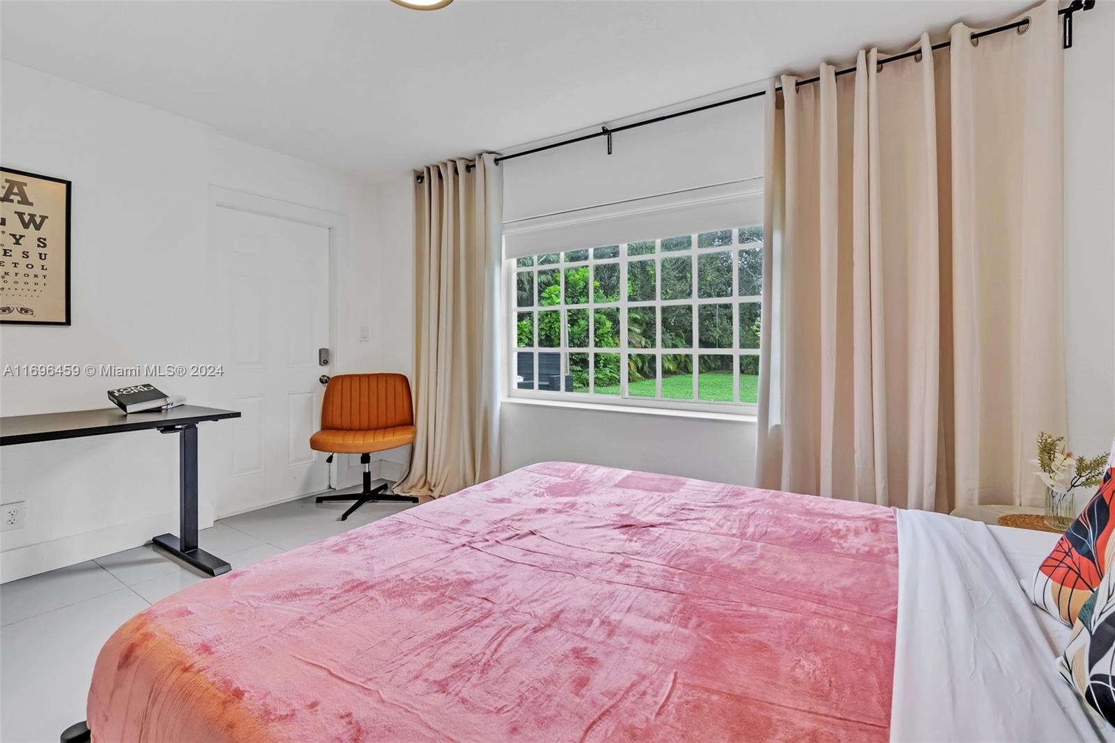 GRIFFING BISCAYNE PK EST - Residential Lease