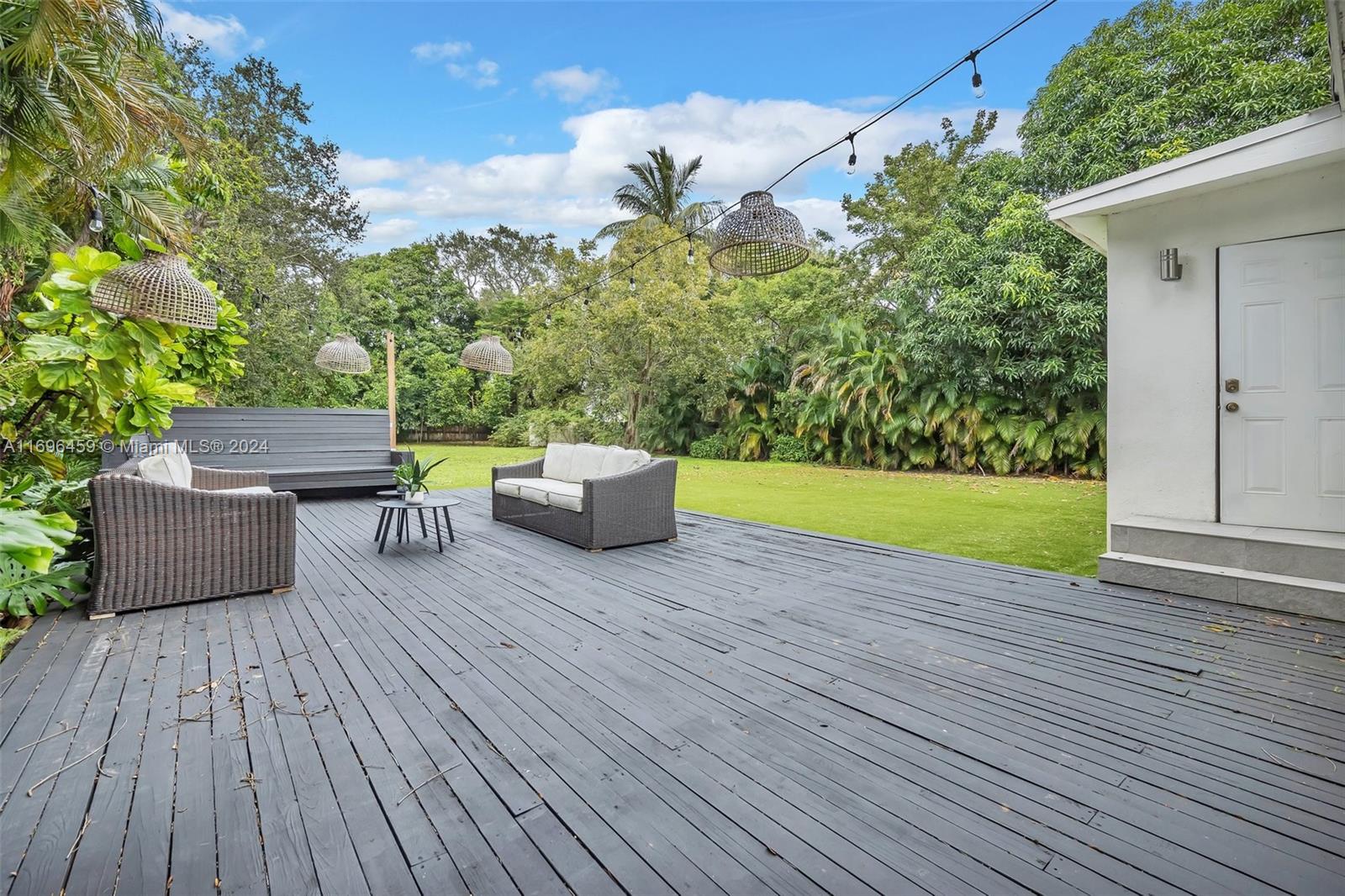 GRIFFING BISCAYNE PK EST - Residential Lease