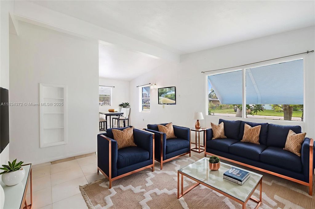 Photo of 2107 Golfview Ct, Fort Pierce, FL 34950 (MLS # A11834372)