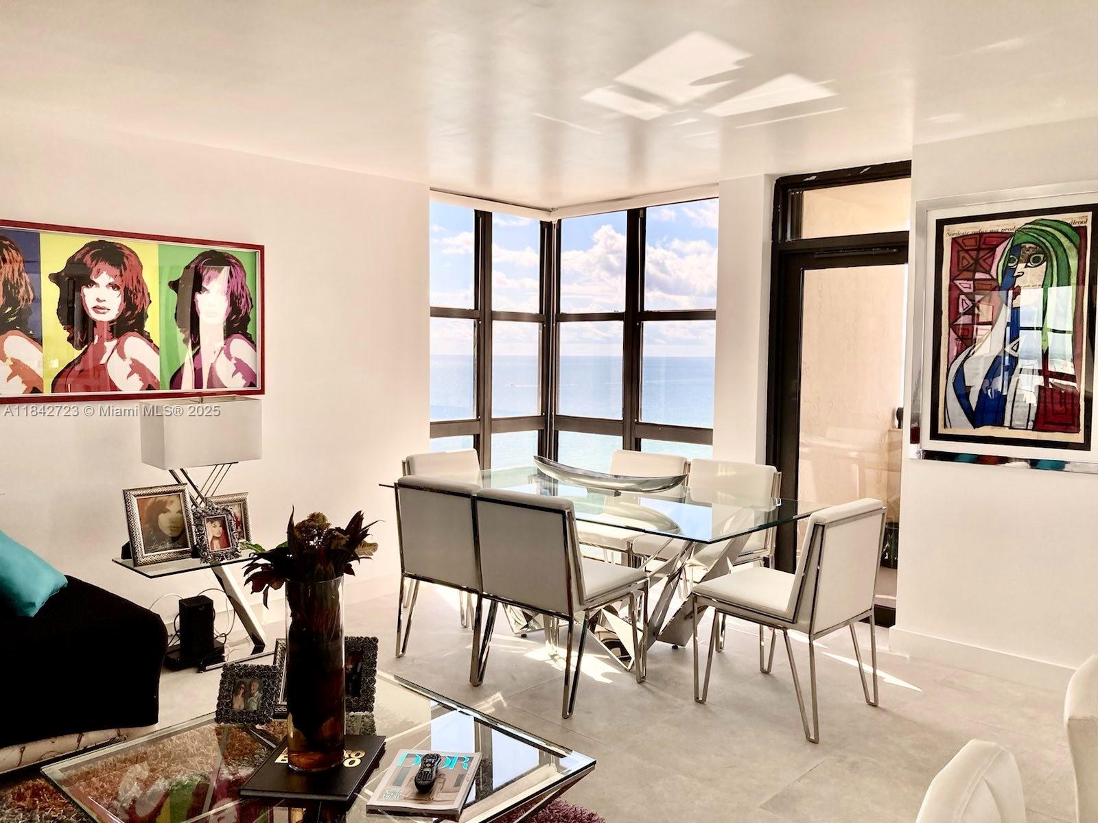 2555 Collins Ave PH214