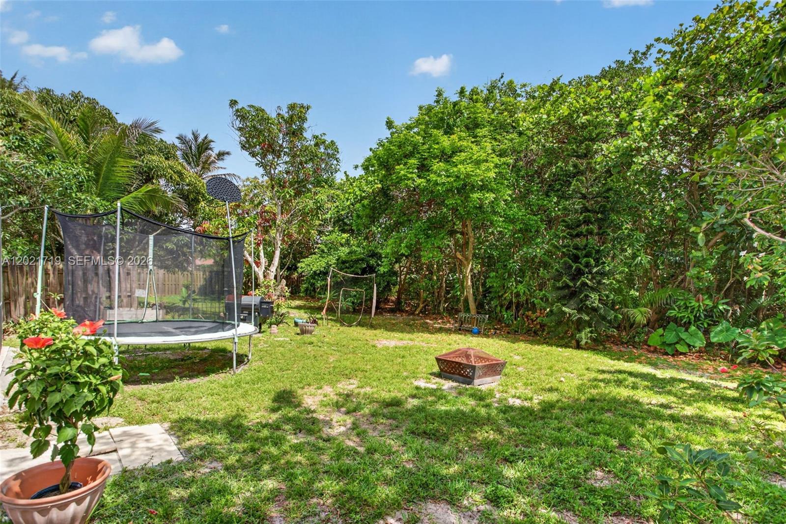 WINSTON PARK SECTION ONE - Residential