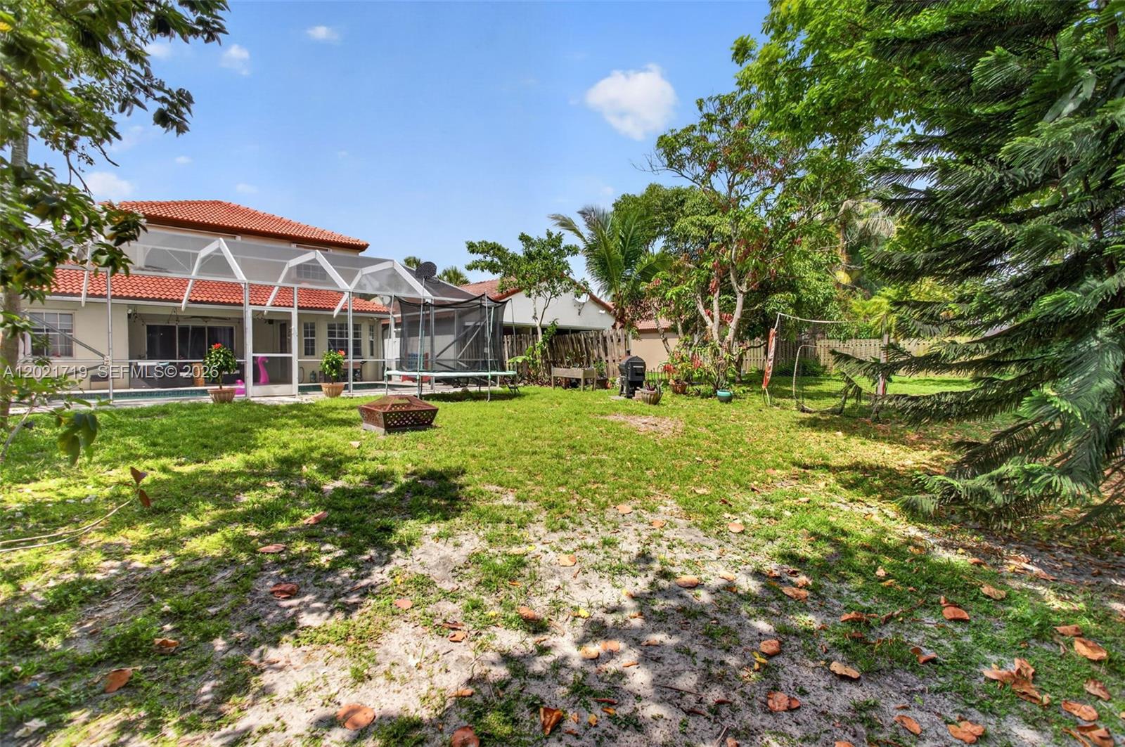 WINSTON PARK SECTION ONE - Residential