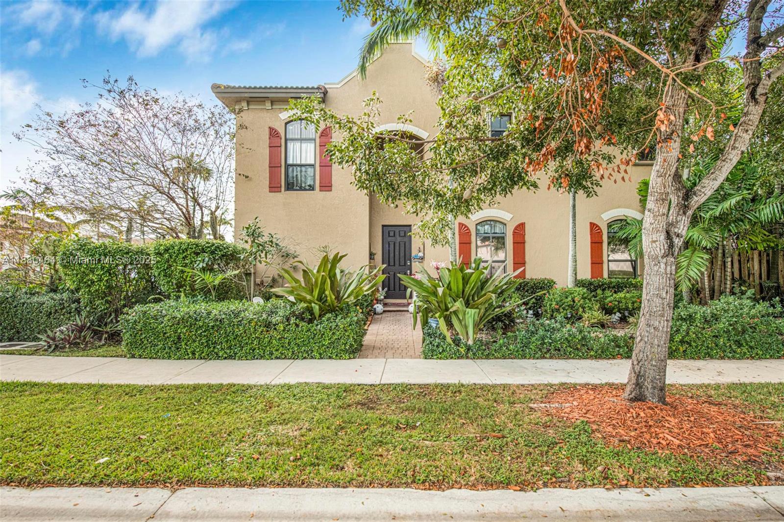 SILVER PALM EAST SECTION - Residential