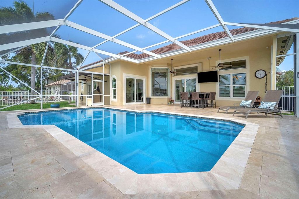 Photo of 16534 S Segovia Cir S, Pembroke Pines, FL 33331 (MLS # A11566356)