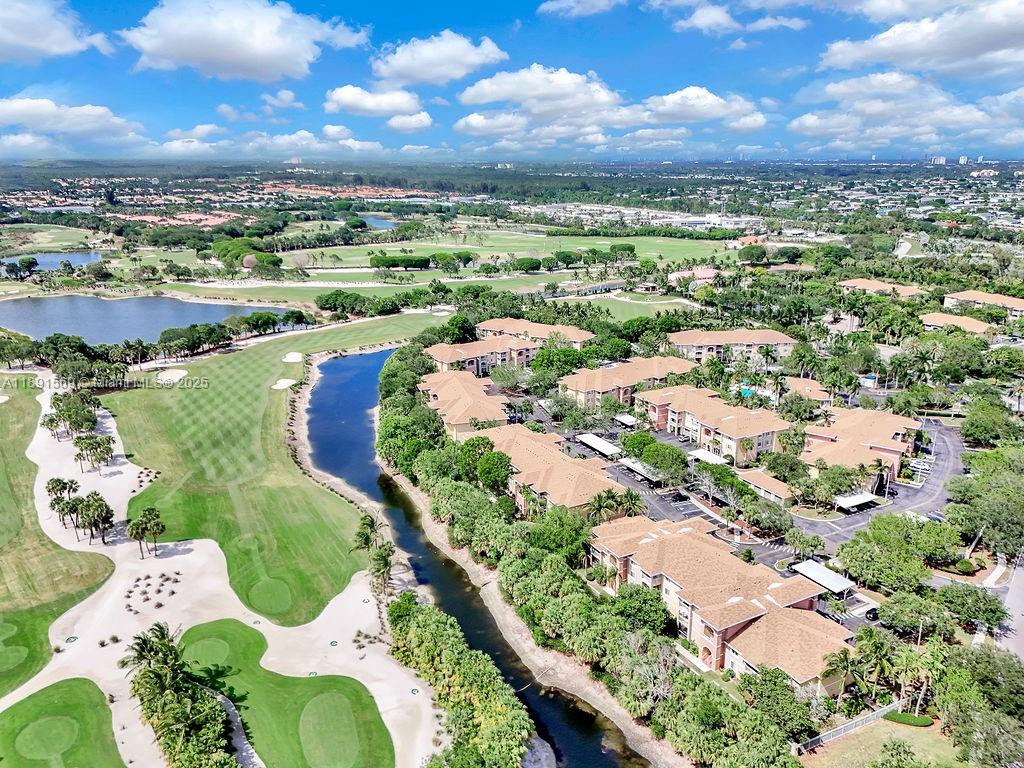 VILLAS AT EMERALD DUNES C - Residential Lease