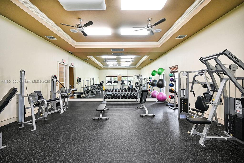 VILLAS AT EMERALD DUNES C - Residential Lease