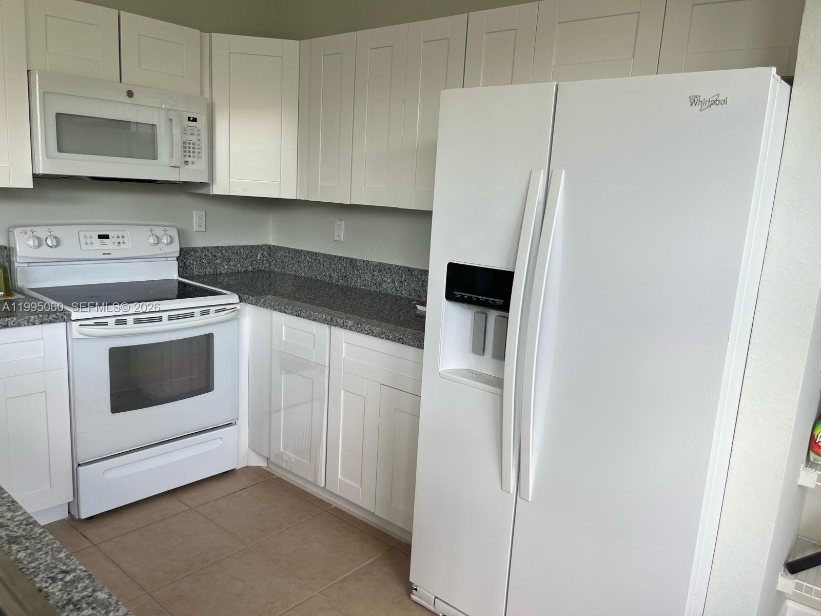 VILLAS DEL CAMPO SUB - Residential Lease