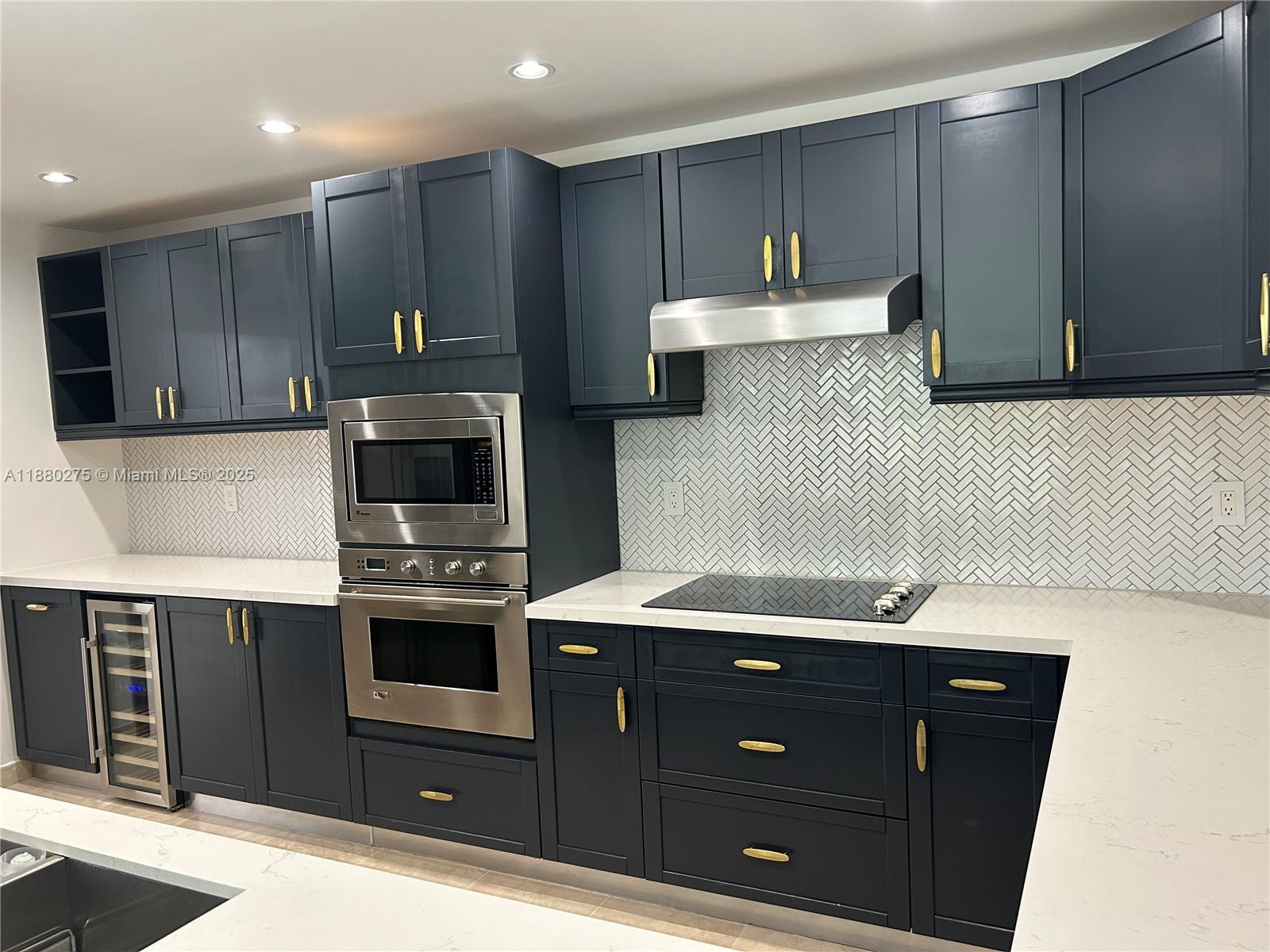 OCEANSOUND - Residential Lease