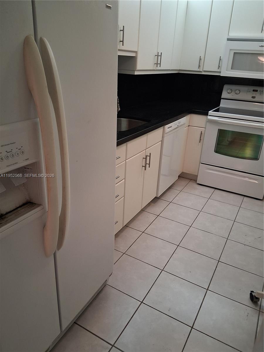 PARK PLACE CONDOMINIUM NO - Residential