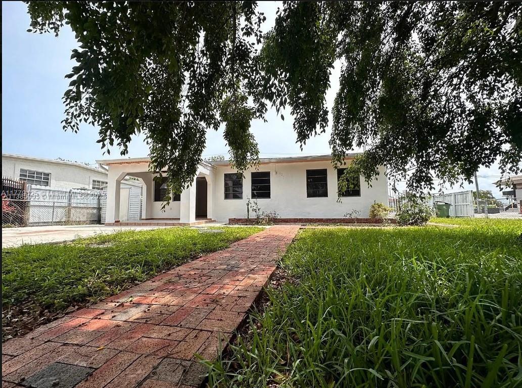 Property for Sale at 602 E 50th St, Hialeah, Miami-Dade County, Florida - Bedrooms: 5 
Bathrooms: 3  - $694,500