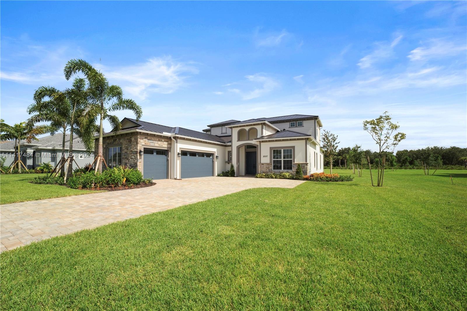 Property for Sale at 20157 Se Bridgewater Dr, Jupiter, Palm Beach County, Florida - Bedrooms: 5 
Bathrooms: 5  - $2,565,000