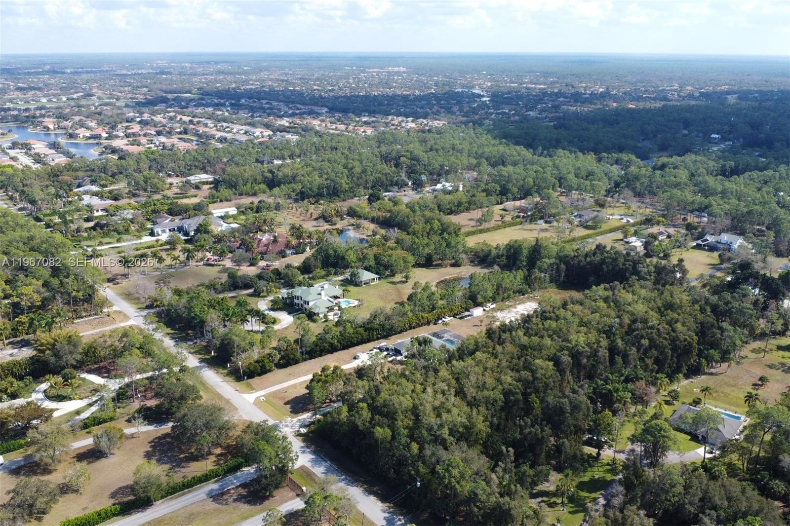 GOLDEN GATE EST - Land