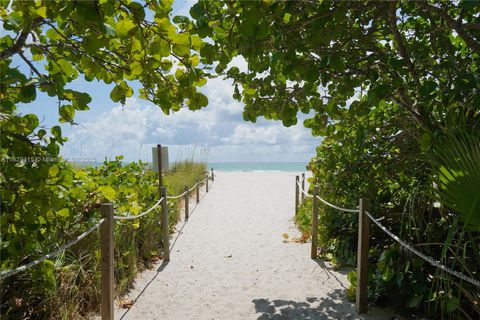 5701 Collins Ave 417 Miami Beach FL 33140