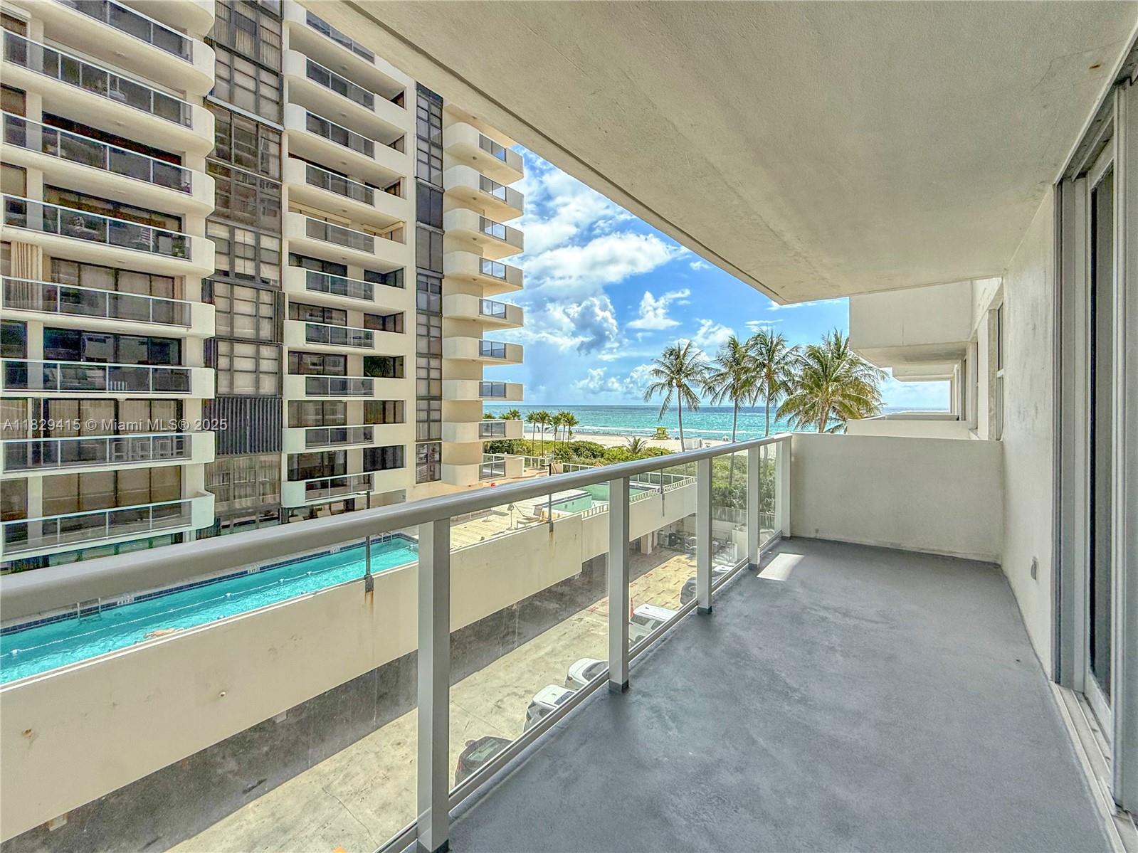 5701 Collins Ave 417, Miami Beach, FL, 33140/$475,000 1 5701 Collins Ave 417