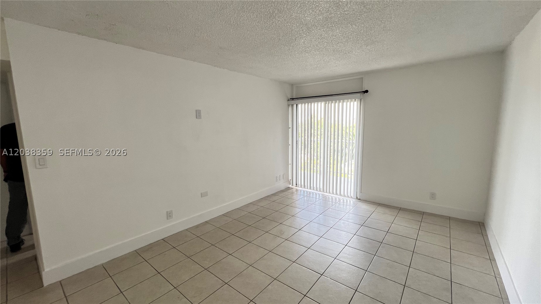 4550 NW 9th St 612E