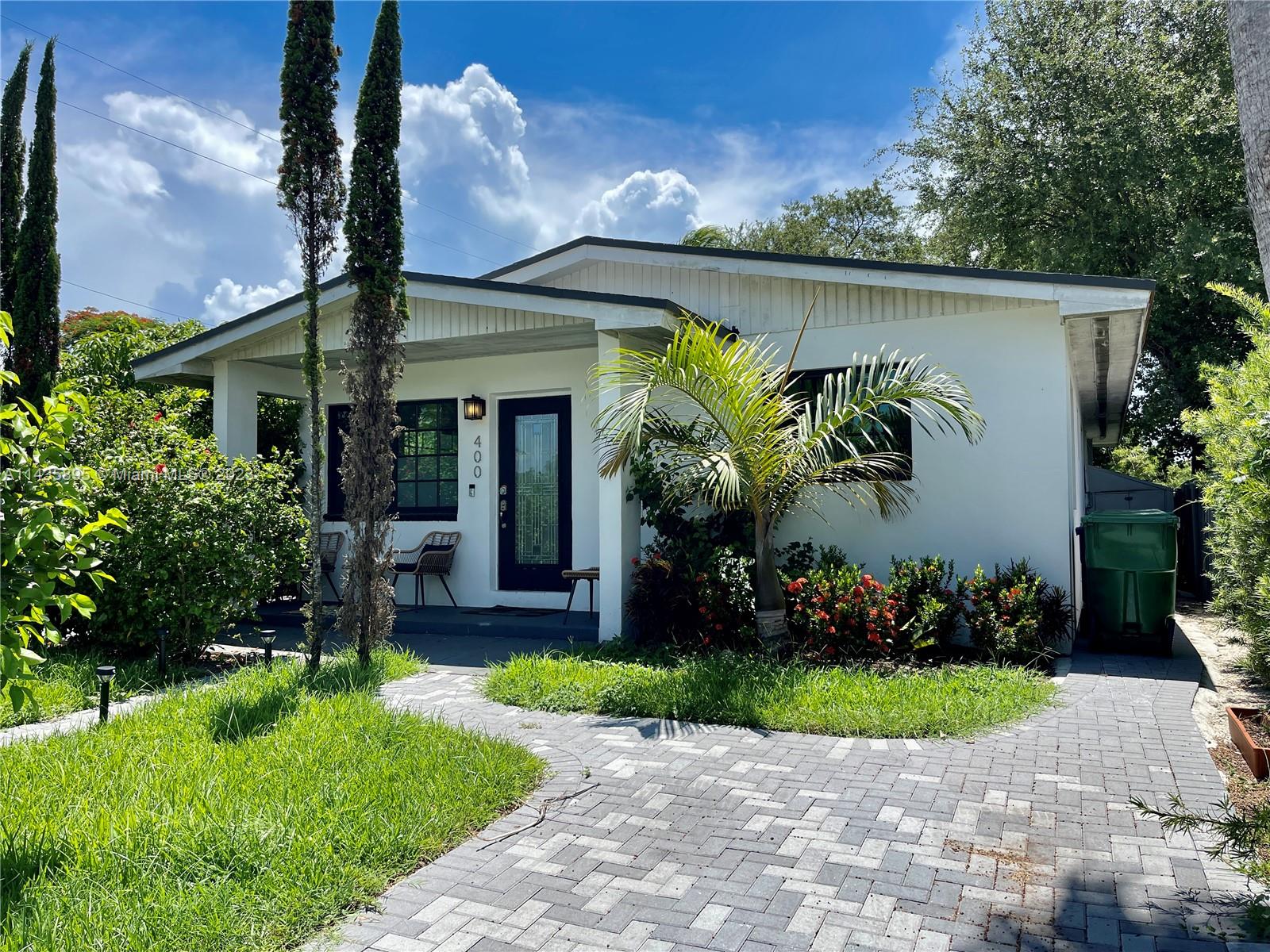 Furnished OR unfurnished 3BR/2BA home with open space. Minutes away from Wynwood and very close to I95.
Key features include: washer and dryer, two garage spots with automatic gates each (+ additional parking outside), nice front and backyards, impact windows, Ring security camera and more. Very easy to show.
Contact listing agent today to schedule a viewing.