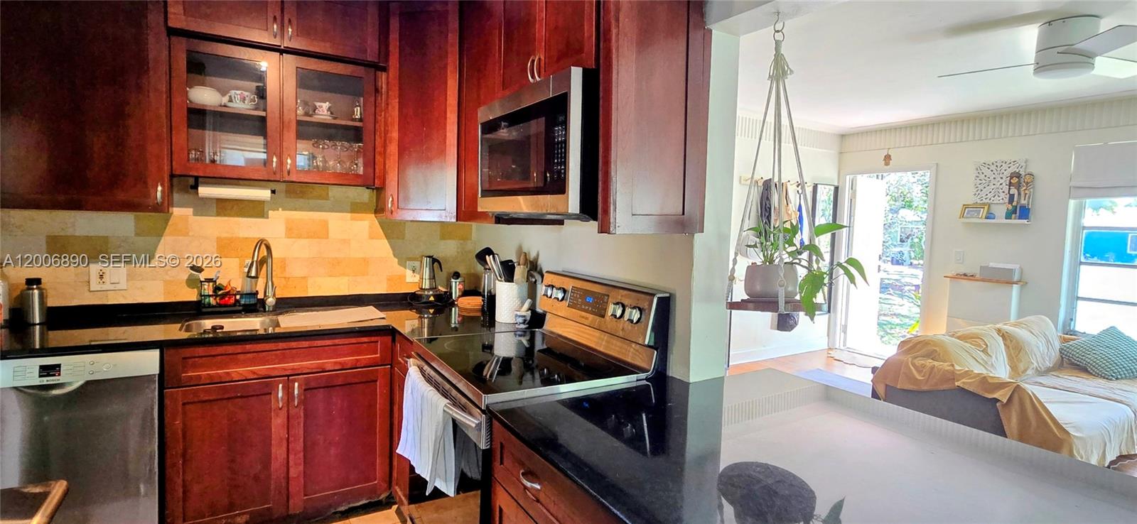 IRONS MANOR 4TH ADDN - Residential