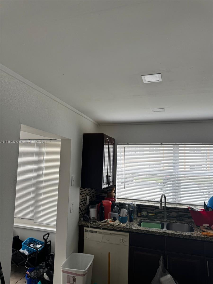 2201 NW 41st Ave 108