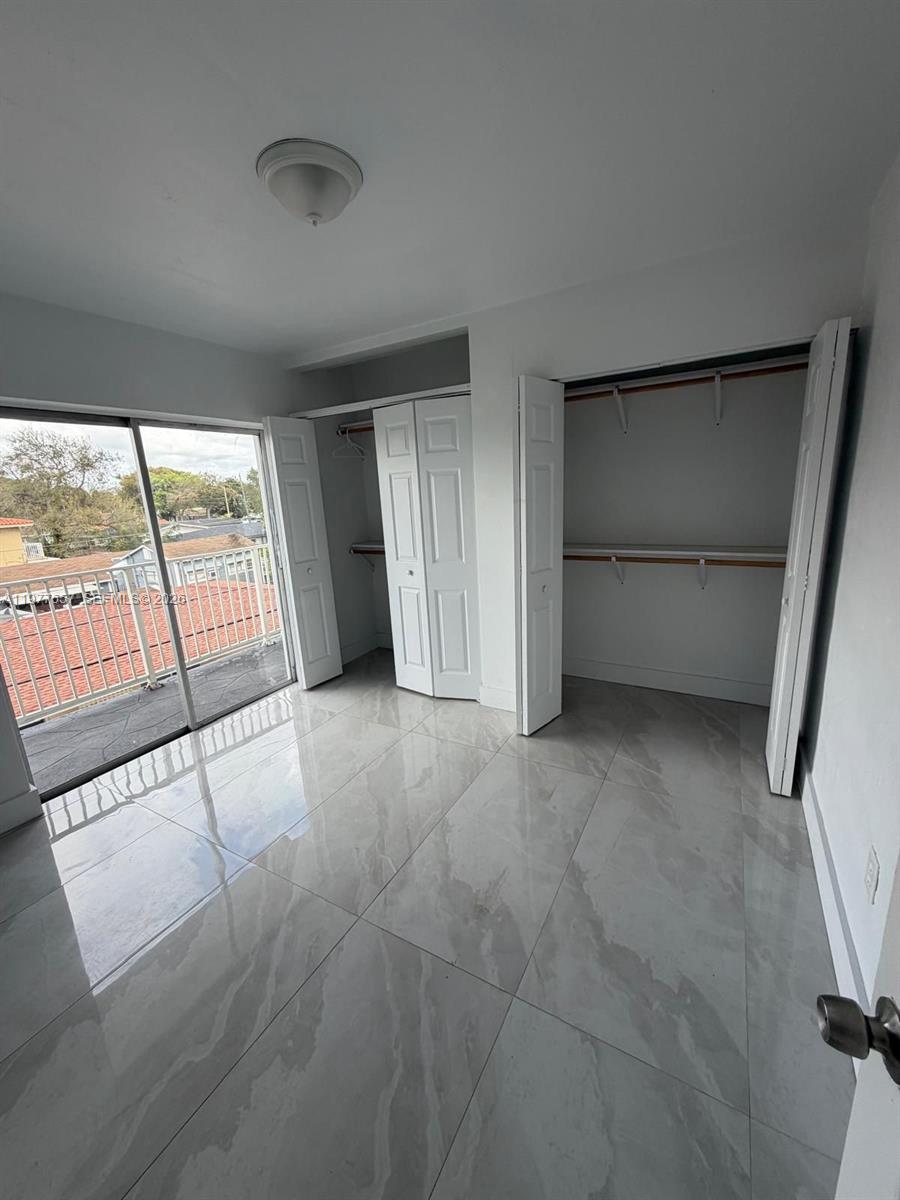 TWELFTH ST MANORS 1ST ADD - Residential Lease