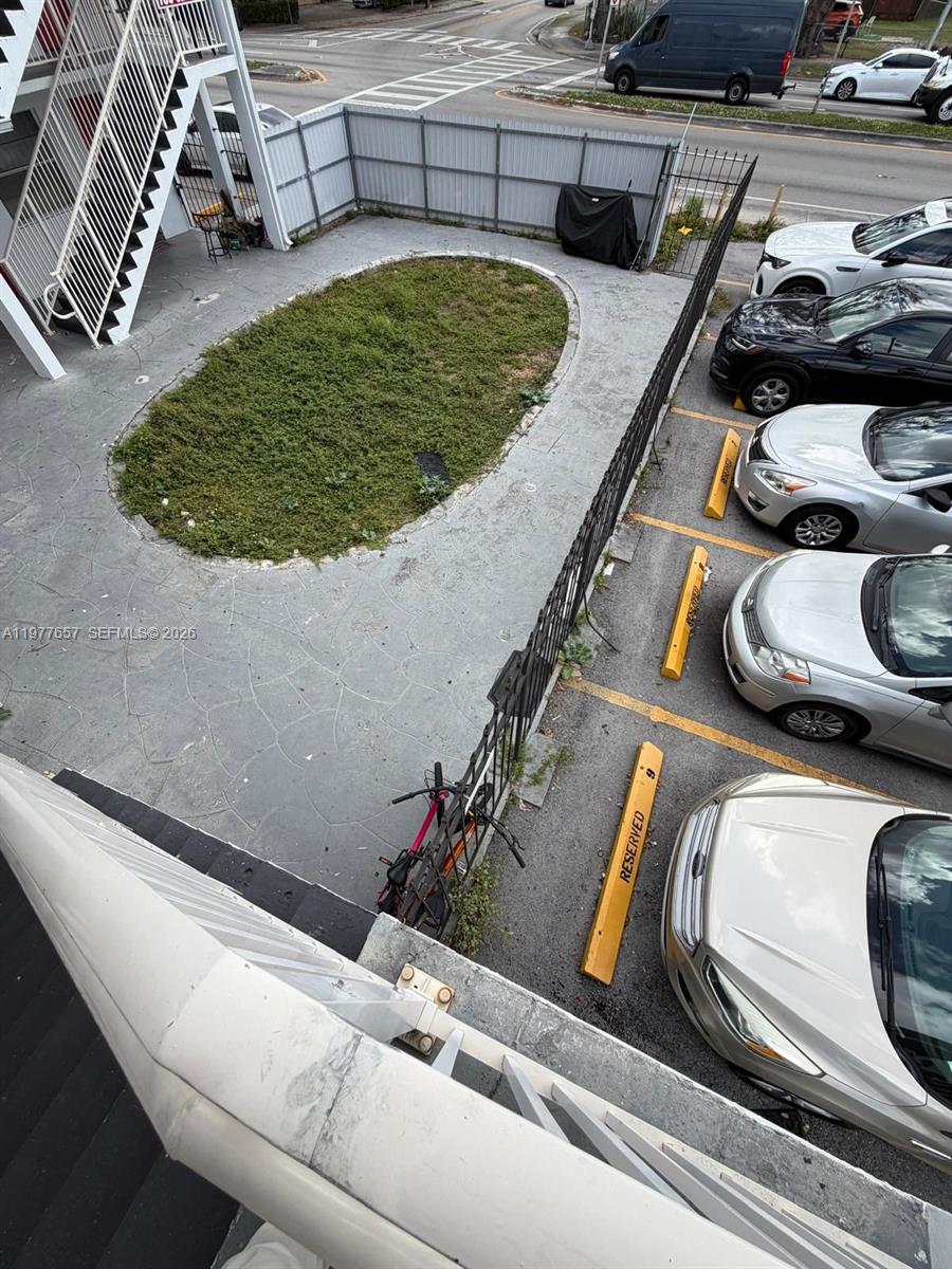 TWELFTH ST MANORS 1ST ADD - Residential Lease