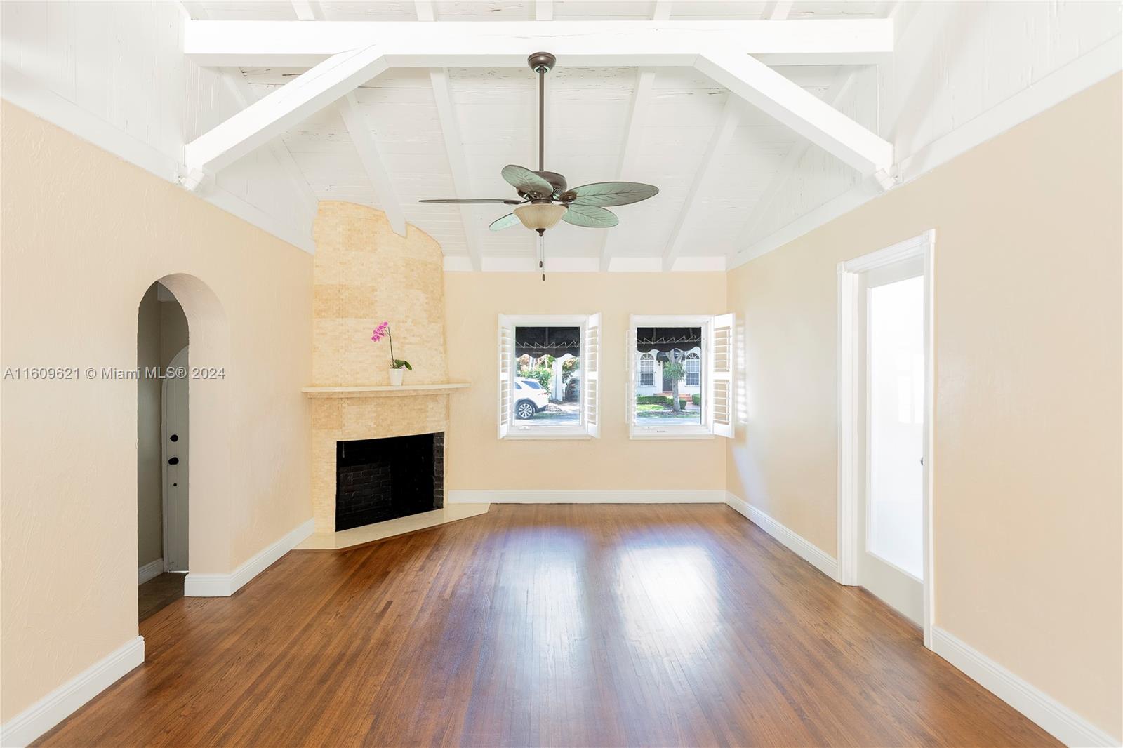 CORAL GABLES GRANADA SEC - Residential Lease