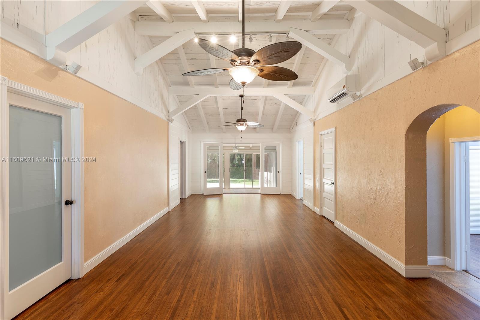 CORAL GABLES GRANADA SEC - Residential Lease