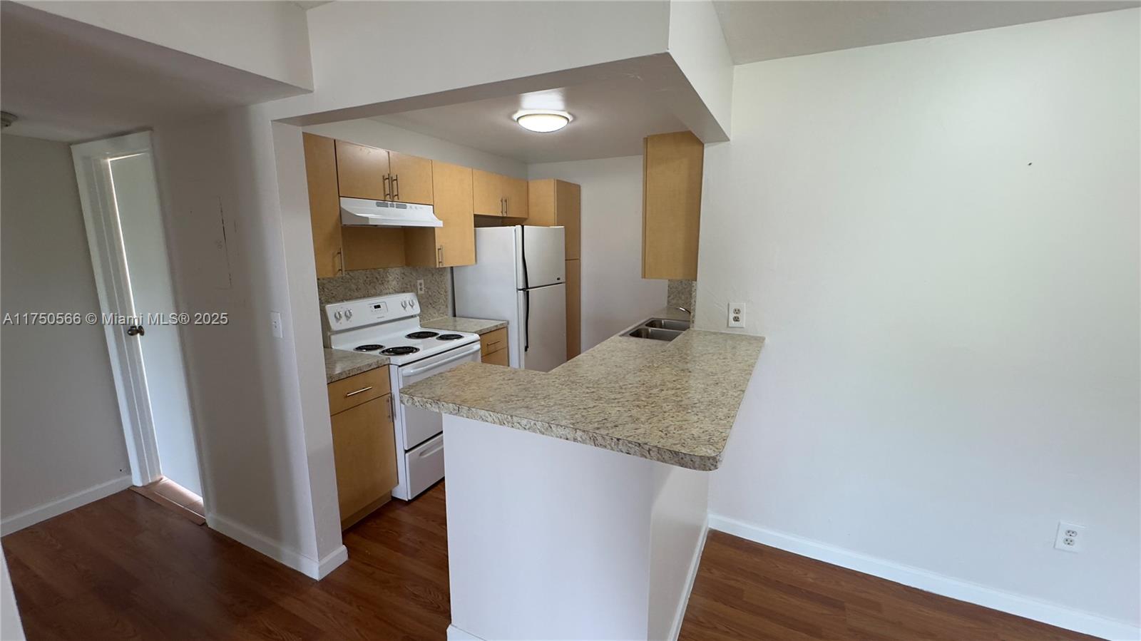 Rental Property at Address Not Disclosed, Miami, Broward County, Florida - Bedrooms: 2 
Bathrooms: 1  - $2,000 MO.