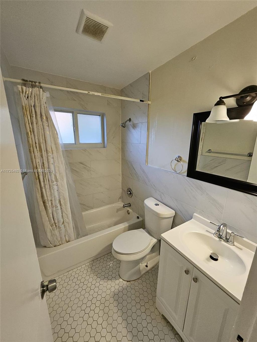 Photo of 730 NW 5th St #2, Fort Lauderdale, FL 33311 (MLS # A11725492)