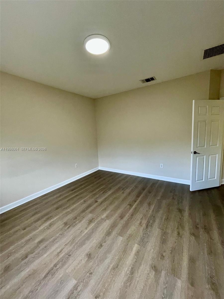 VILLAS DEL CAMPO SUB - Residential Lease