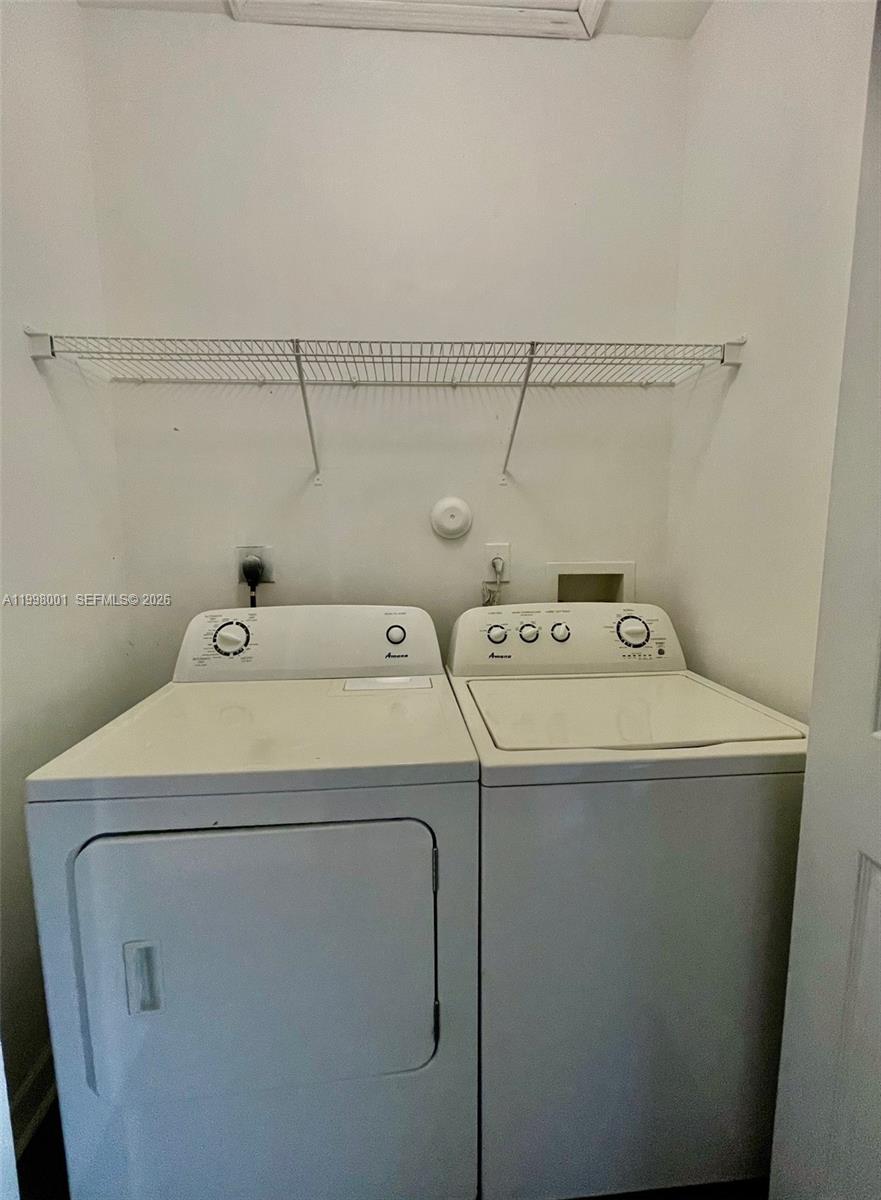 VILLAS DEL CAMPO SUB - Residential Lease