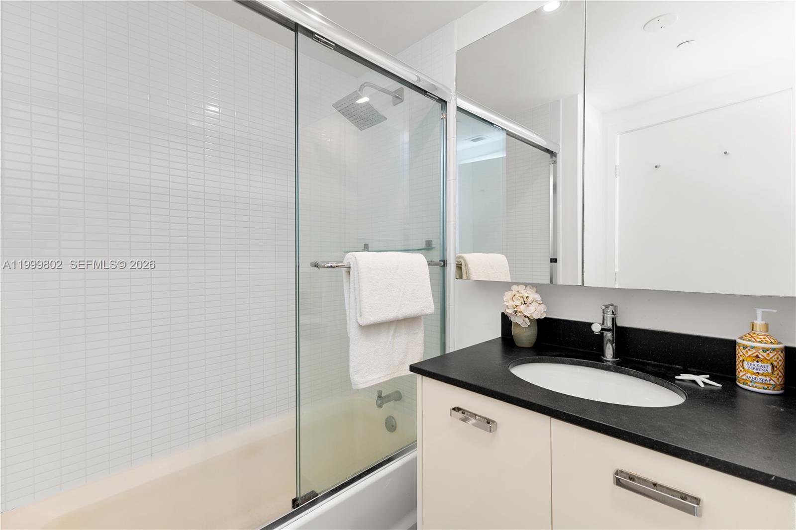 Harbour Island - Residential