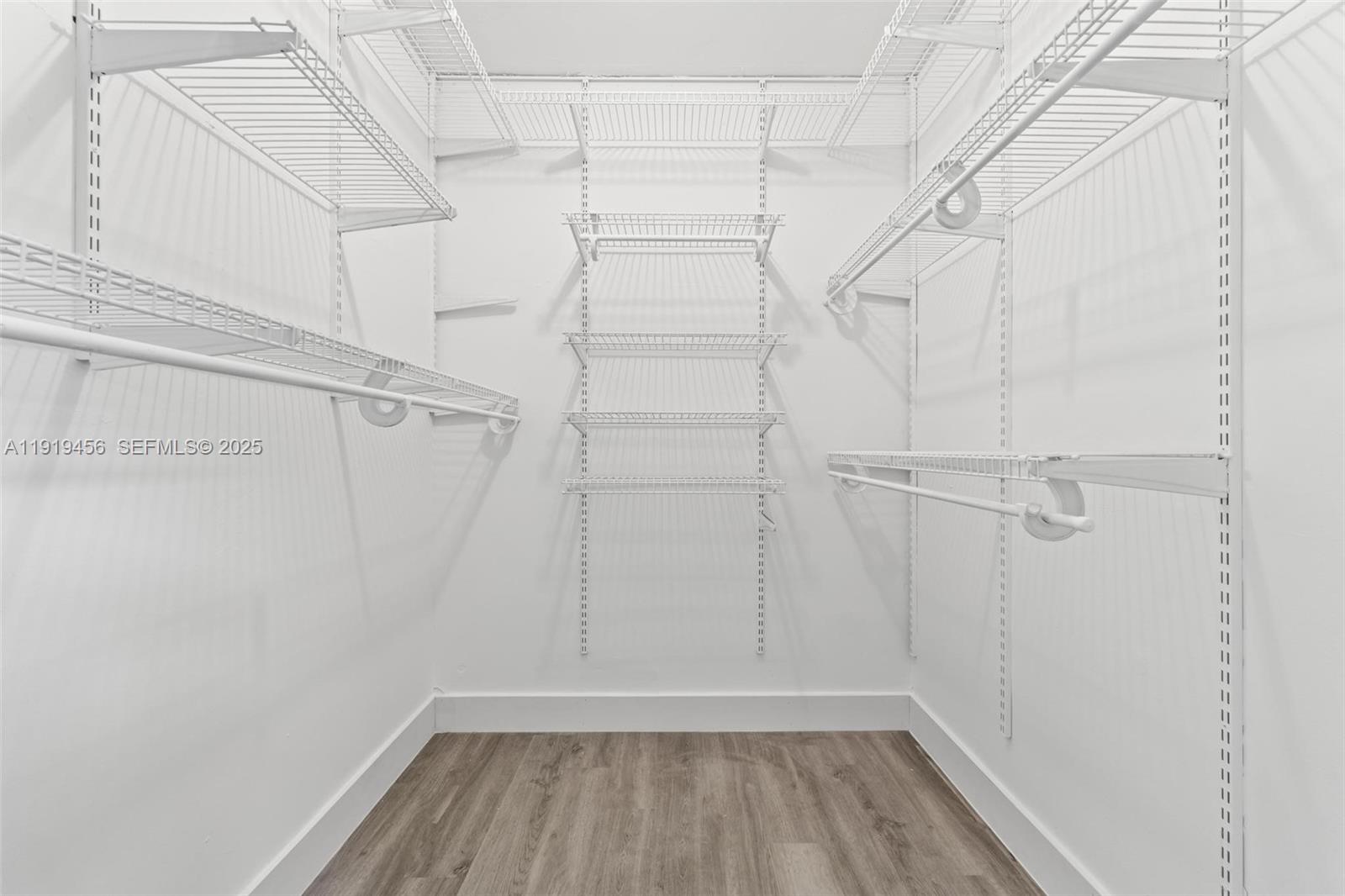 CAMELOT ONE CONDO - Residential