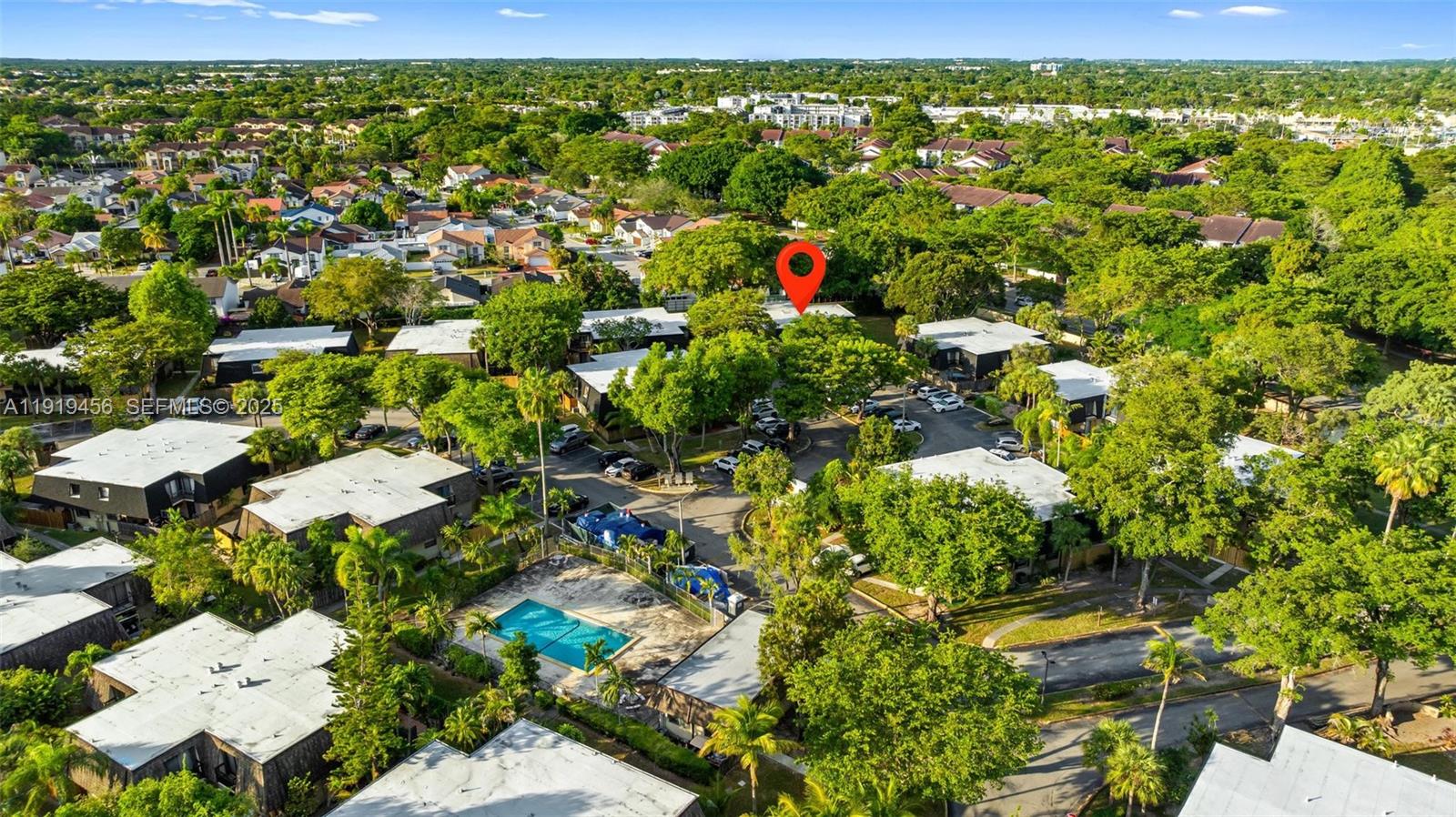 CAMELOT ONE CONDO - Residential