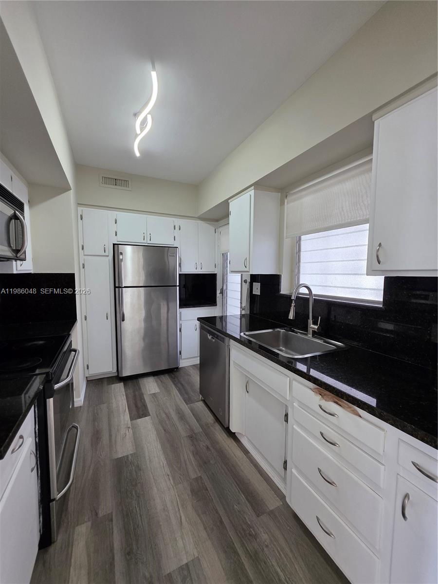 MEDITERRANEAN APARTMENTS - Residential Lease