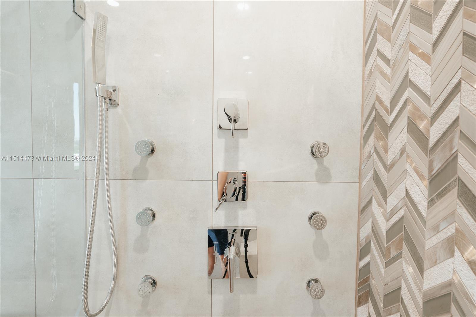 CIRCLE S ESTATES - Residential