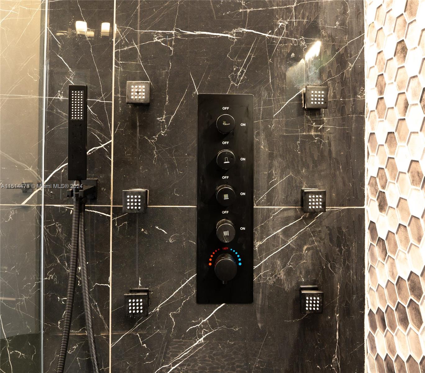 CIRCLE S ESTATES - Residential