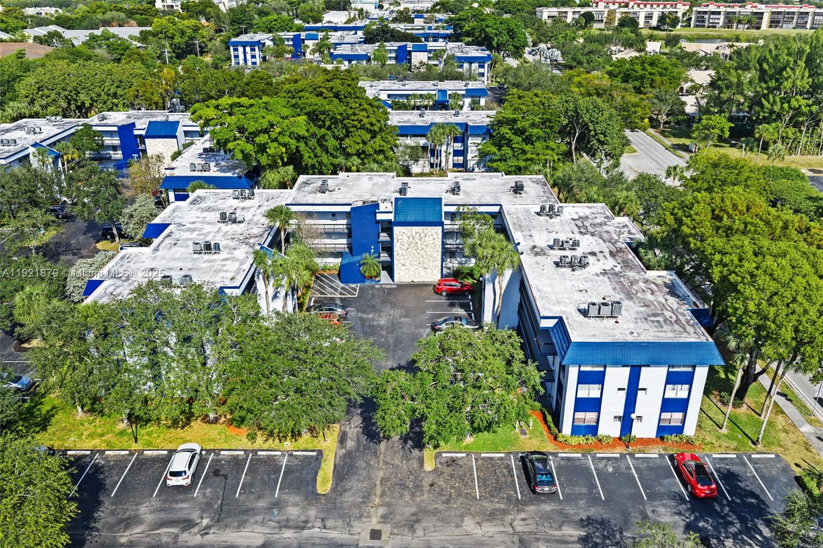 HOLIDAY SPRINGS VILLAGE 1 - Residential