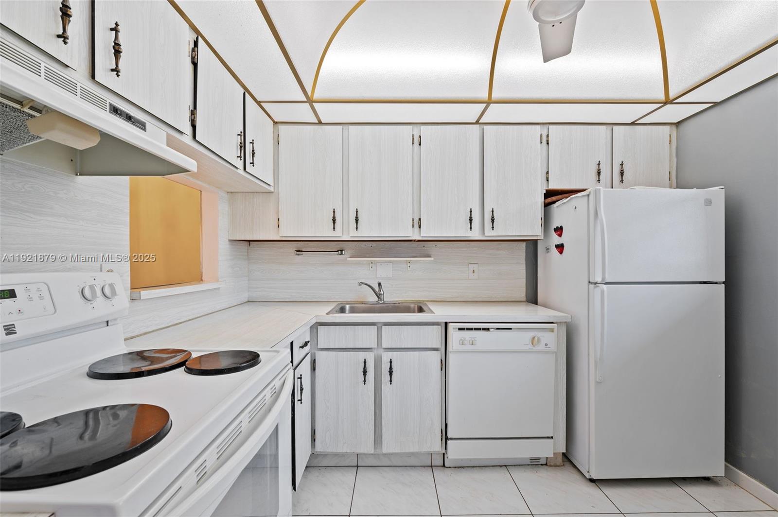 HOLIDAY SPRINGS VILLAGE 1 - Residential