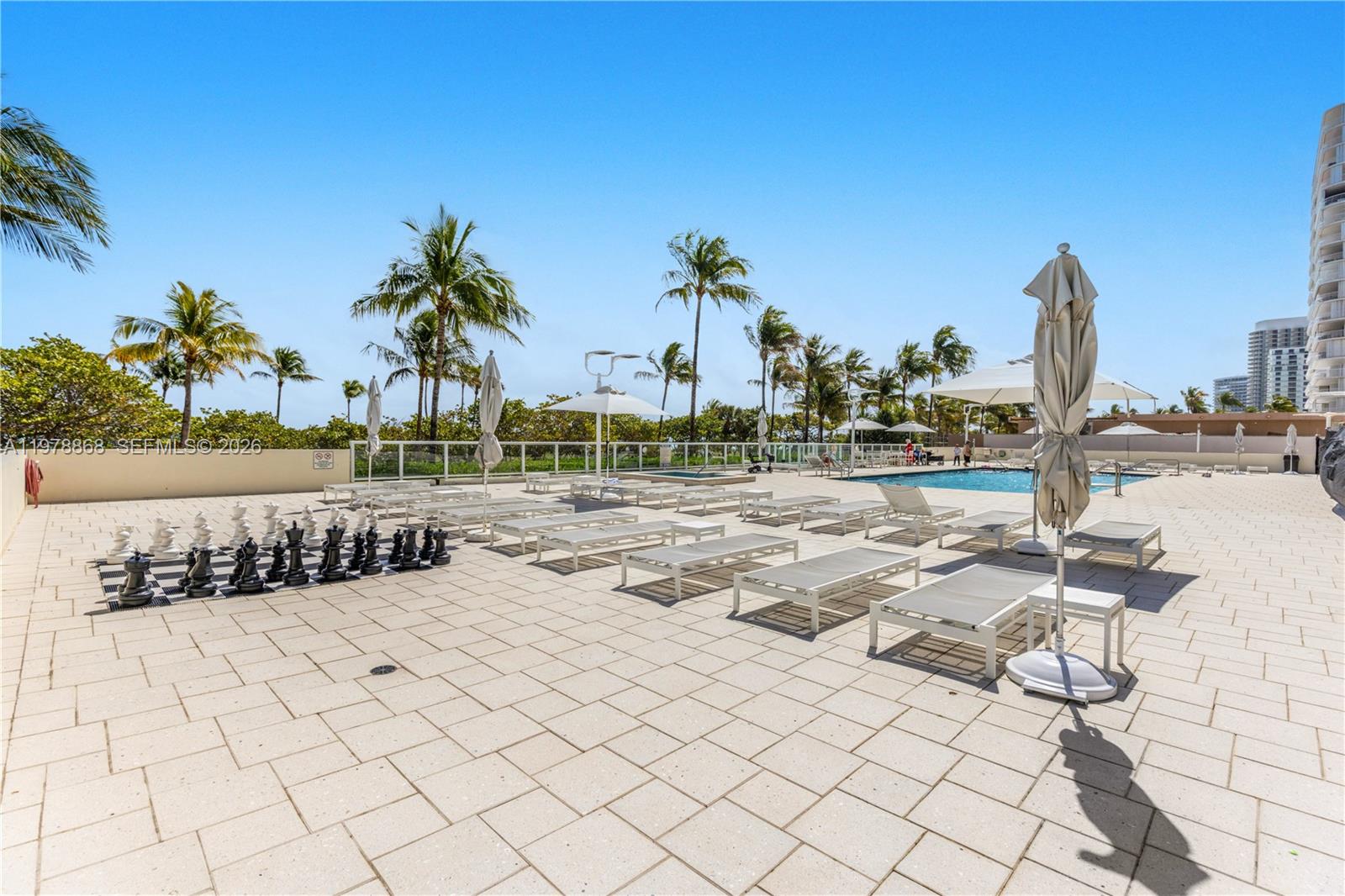 THE PLAZA OF BAL HARBOUR - Residential