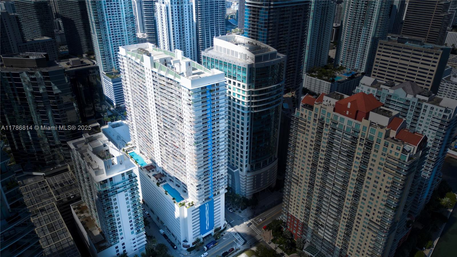 1200 Brickell Bay Drive 3902