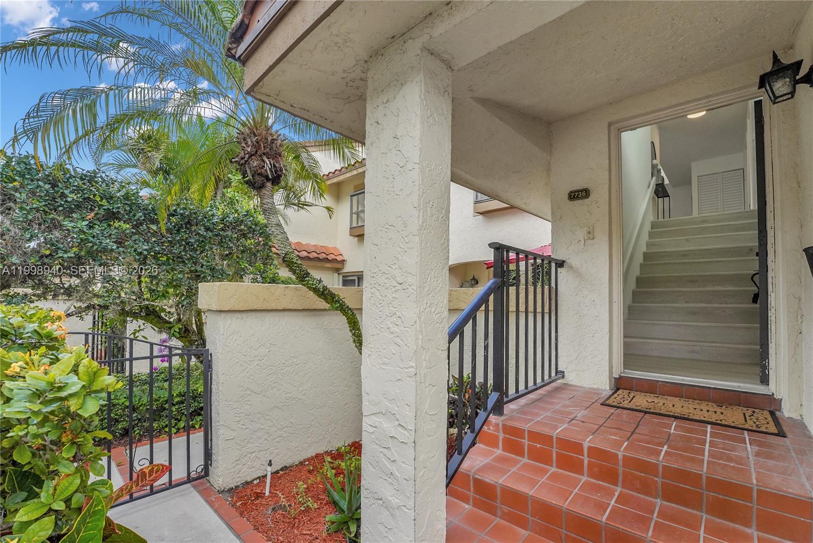 LA MIRADA AT BOCA POINTE - Residential